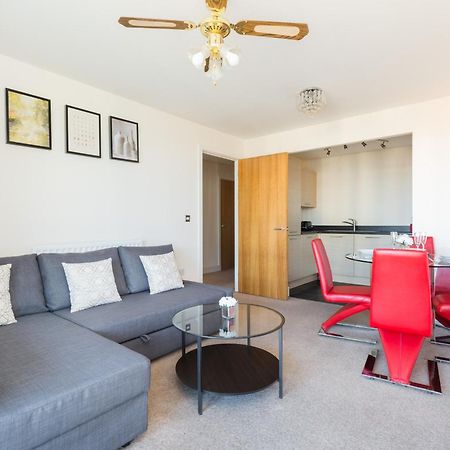 Birmingham City Apartment Skyline Views - Free Parking & Balcony Luaran gambar